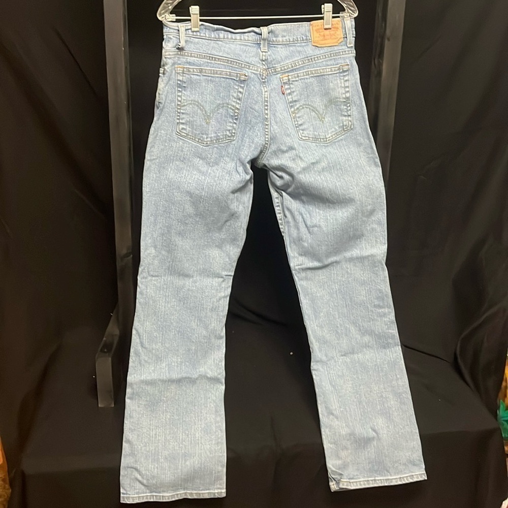 Levi’s- 550 relaxed bootcut Jeans